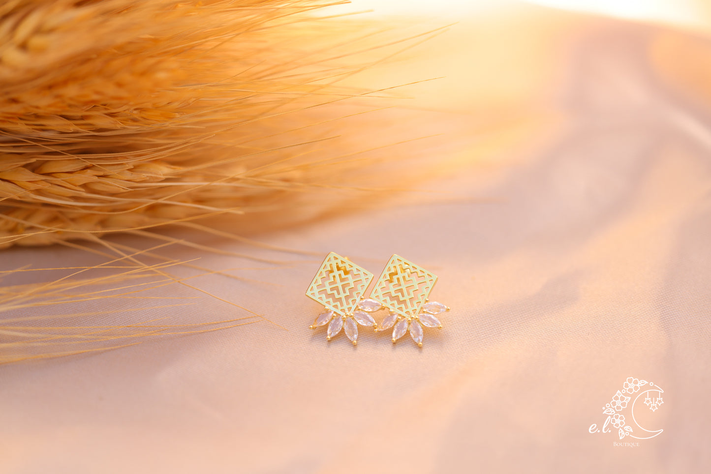 925 Sterling Silver House Flower Earrings